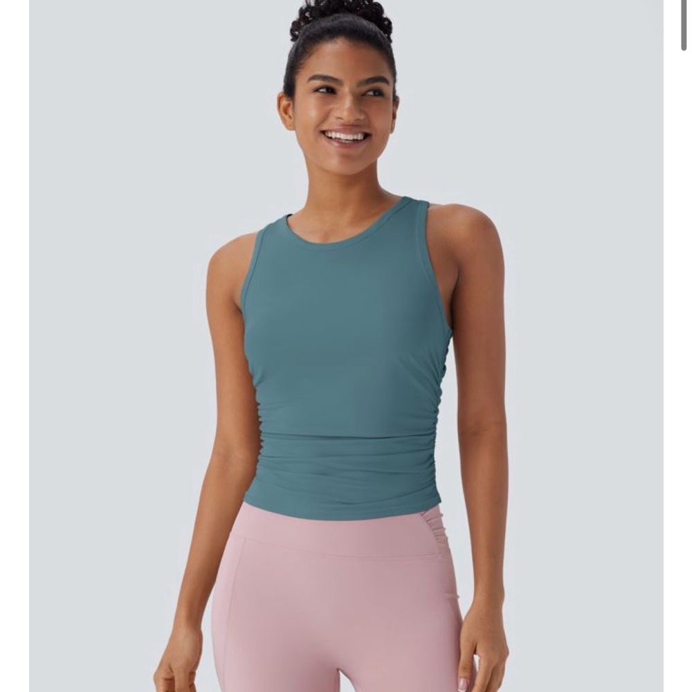 HALARA Round Neck Racerback Ruched Yoga Tank Top